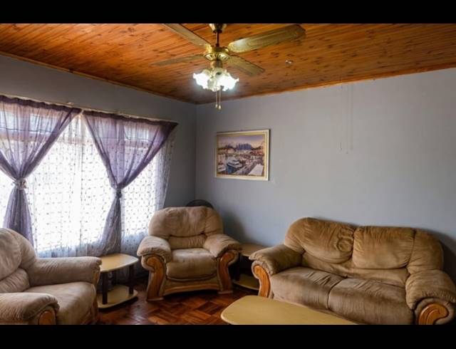 3 BEDROOM HOUSE FOR SALE IN VANDERBIJLPARK CW 1